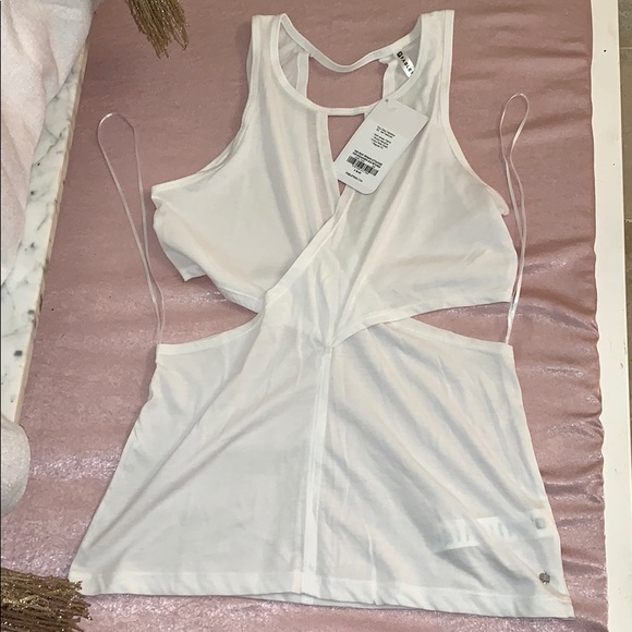 Fabletics Tops - NWT: Fabletics Janel Tank (M)
